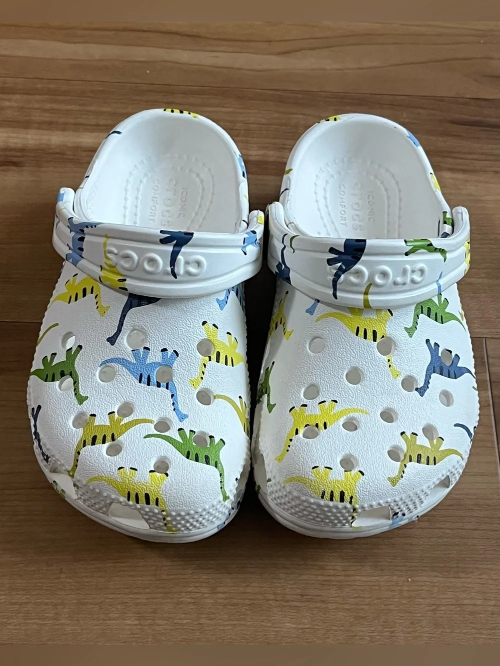 Crocs Kids Classic Dino Print Clogs White C9 Toddler Comfort Shoes